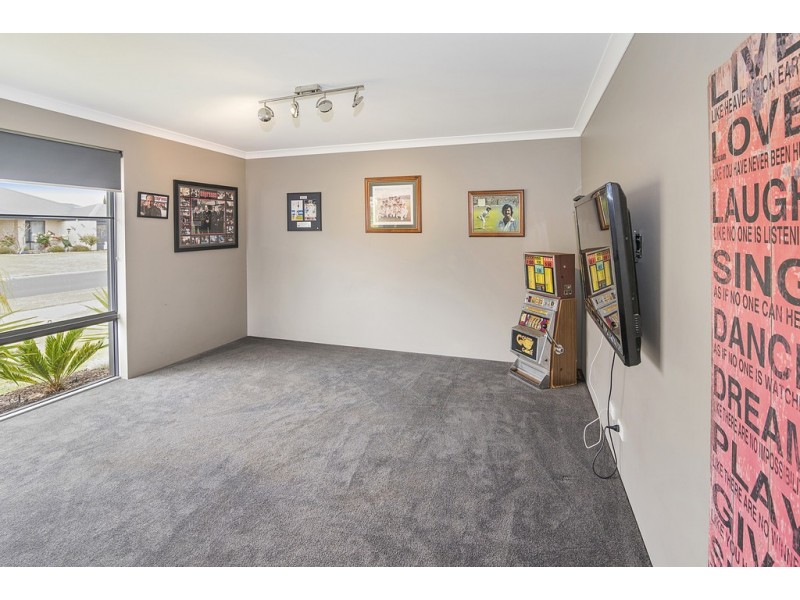 5 Marseilles Drive, Yalyalup WA 6280