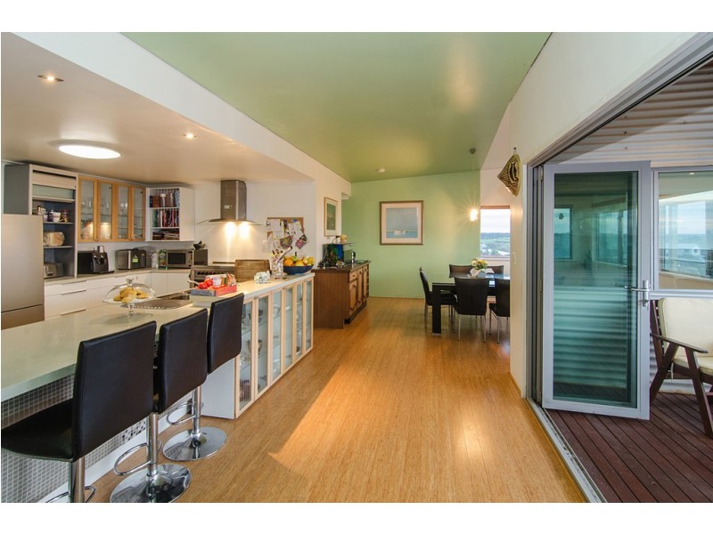 10 Gwenydd Way, Peppermint Grove Beach WA 6271