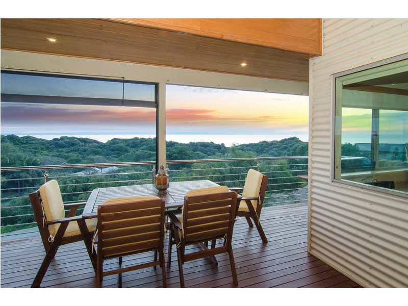 10 Gwenydd Way, Peppermint Grove Beach WA 6271