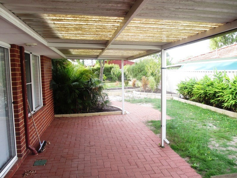 4 Lorikeet Loop, Broadwater WA 6280
