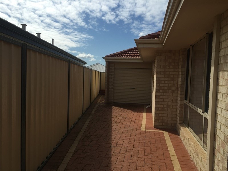 4 Mary Road, Yalyalup WA 6280