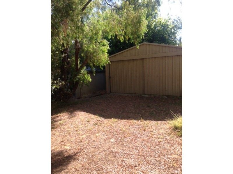 8 Geographe Close, Quindalup WA 6281