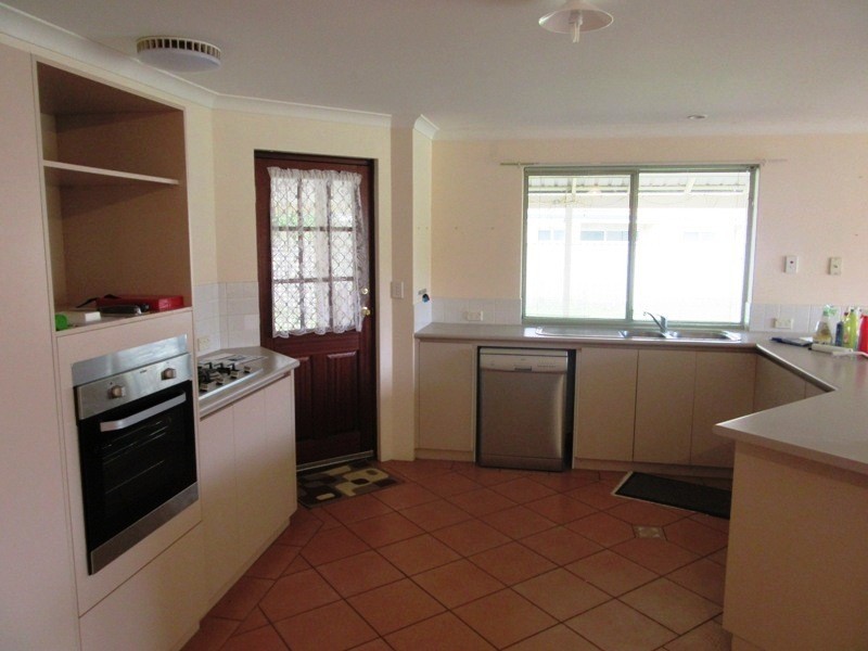 19 Petrel Cove, Geographe WA 6280