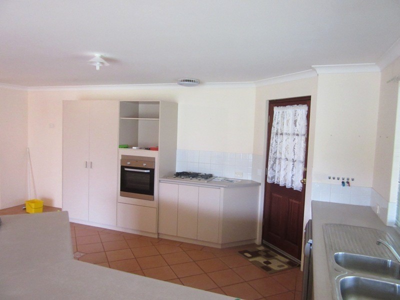 19 Petrel Cove, Geographe WA 6280