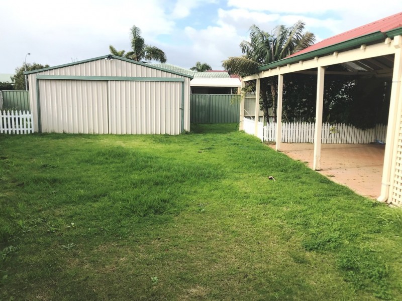 19 Petrel Cove, Geographe WA 6280