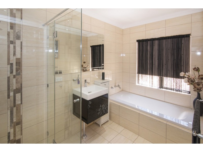 3 Provincia Parade, Yalyalup WA 6280