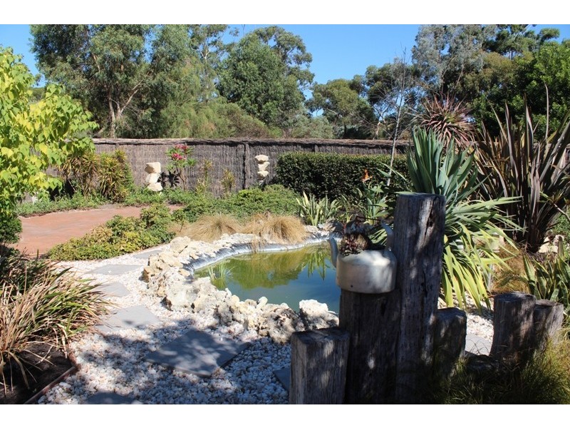 28 Kalgaritch Avenue, West Busselton WA 6280