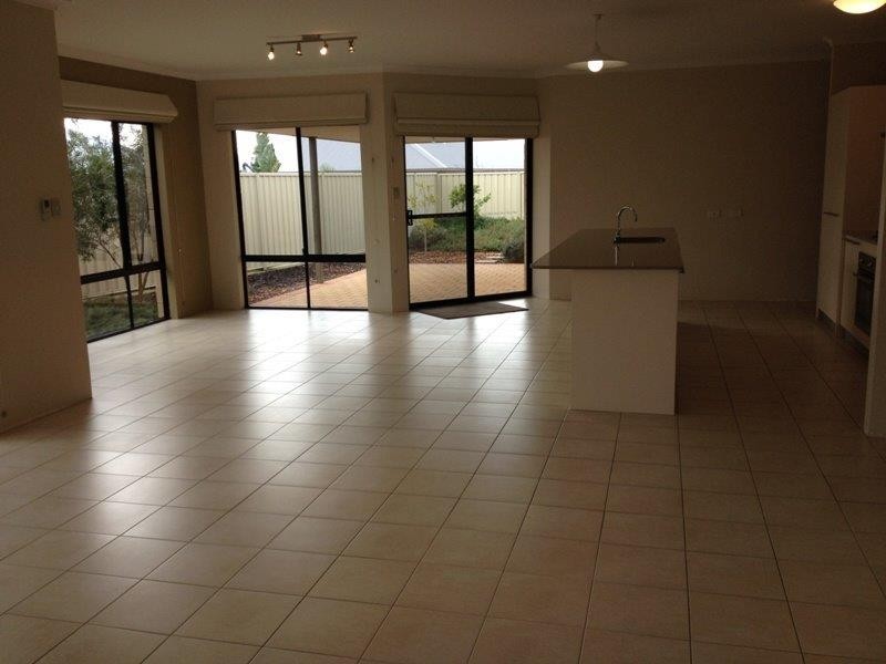 134 Dunsborough Lakes Drive, Dunsborough WA 6281