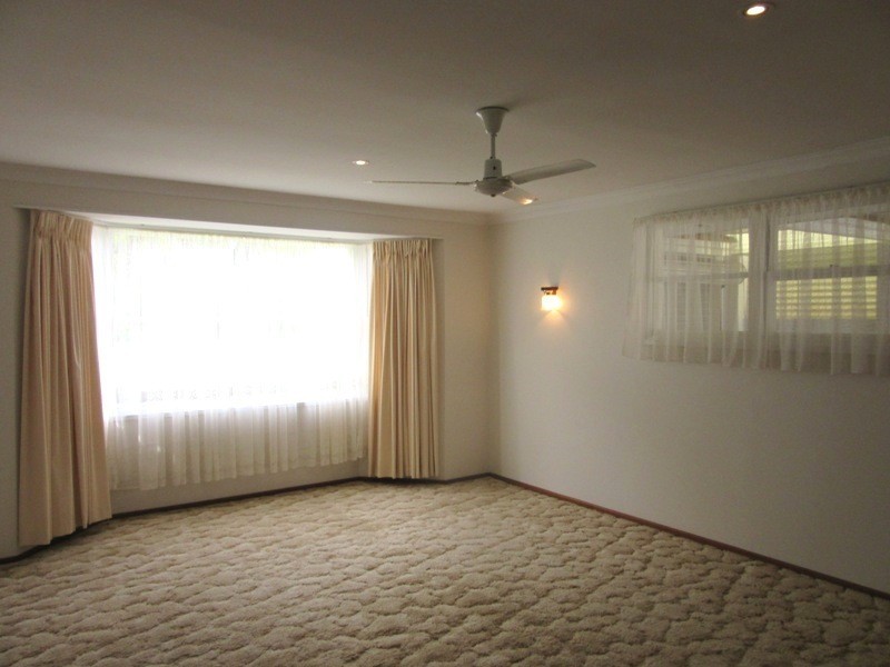 22 Manson Street, Busselton WA 6280