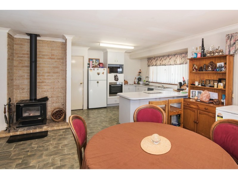 30 Dotterell Crescent, Geographe WA 6280