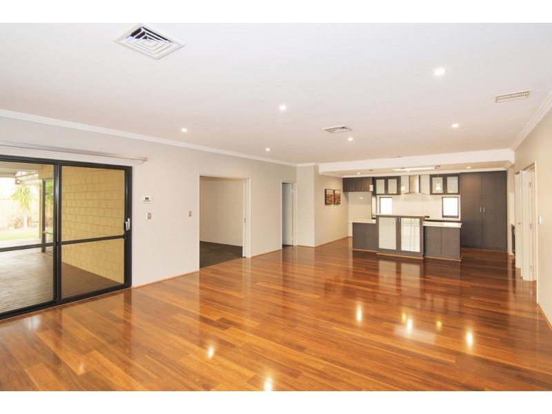 44 Almond Parkway, Yalyalup WA 6280