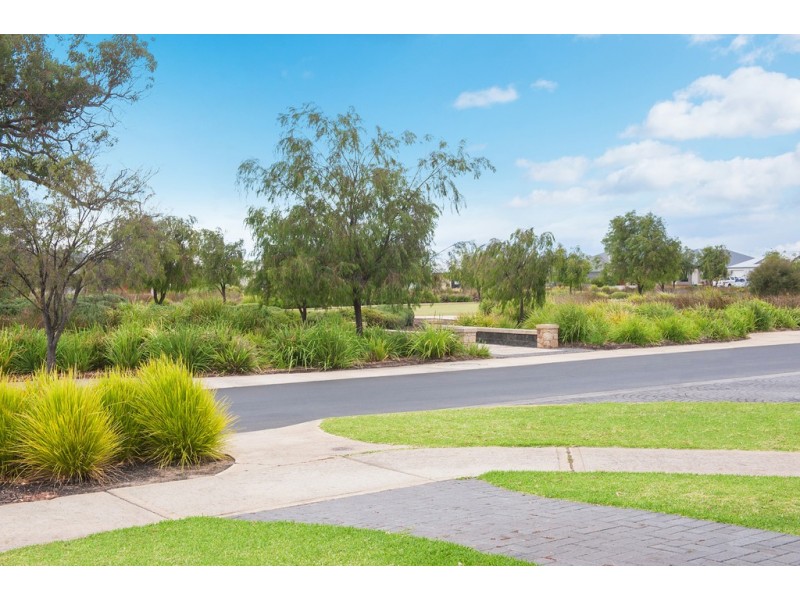 8 Avignon Vista, Yalyalup WA 6280