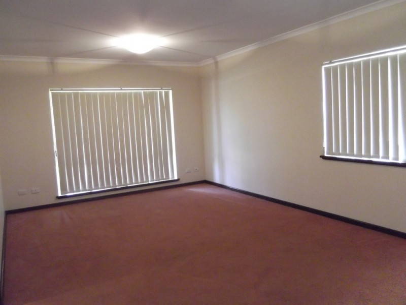 25 Kilchatten Crescent, West Busselton WA 6280
