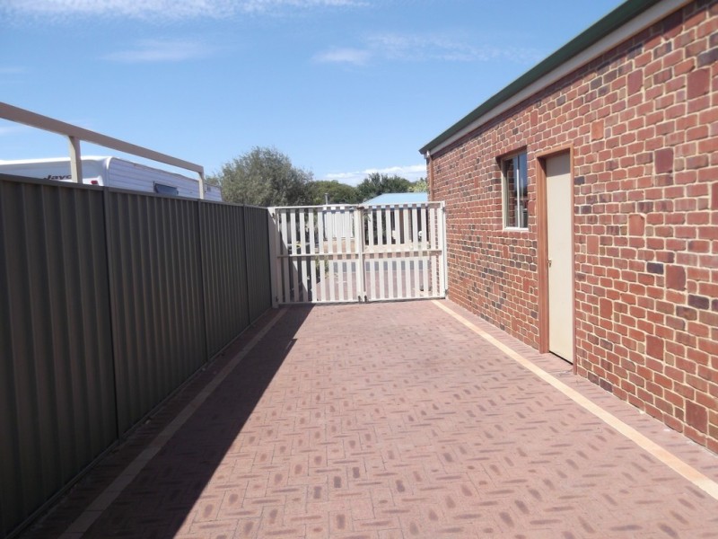 25 Kilchatten Crescent, West Busselton WA 6280