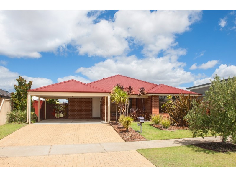 11 Mistral Bend, Yalyalup WA 6280