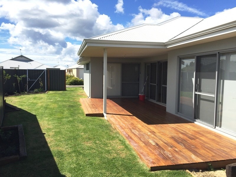 17 Monclair Circuit, Dunsborough WA 6281
