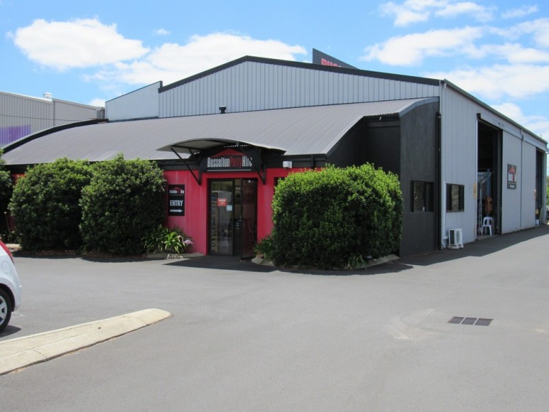 11 Bradman Street, Busselton WA 6280