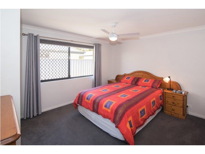 86 Hawker Approach, Yalyalup WA 6280