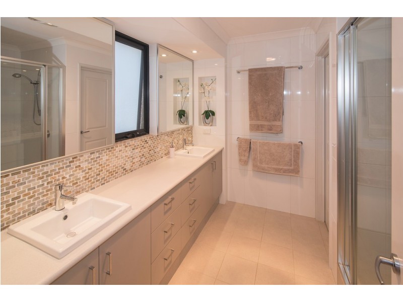 86 Hawker Approach, Yalyalup WA 6280