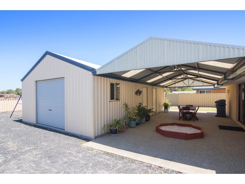86 Hawker Approach, Yalyalup WA 6280