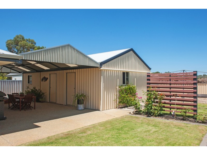 86 Hawker Approach, Yalyalup WA 6280