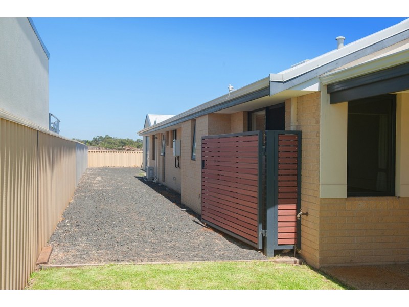 86 Hawker Approach, Yalyalup WA 6280