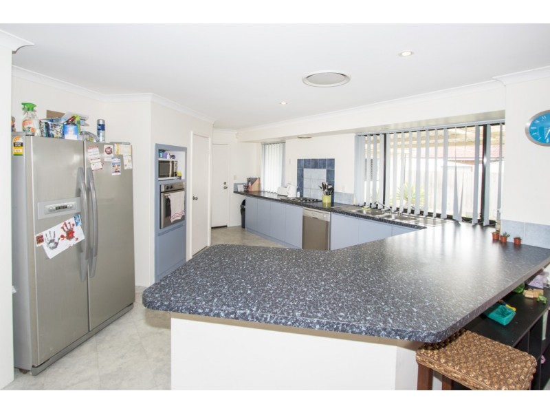 42 Bignell Drive, West Busselton WA 6280