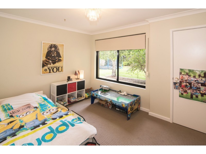 14 Canterbury Place, West Busselton WA 6280