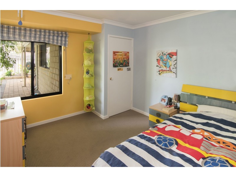 14 Canterbury Place, West Busselton WA 6280