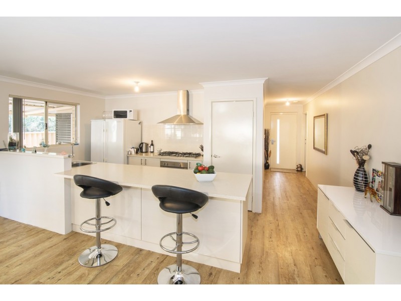 27 Crouchley Court, Broadwater WA 6280