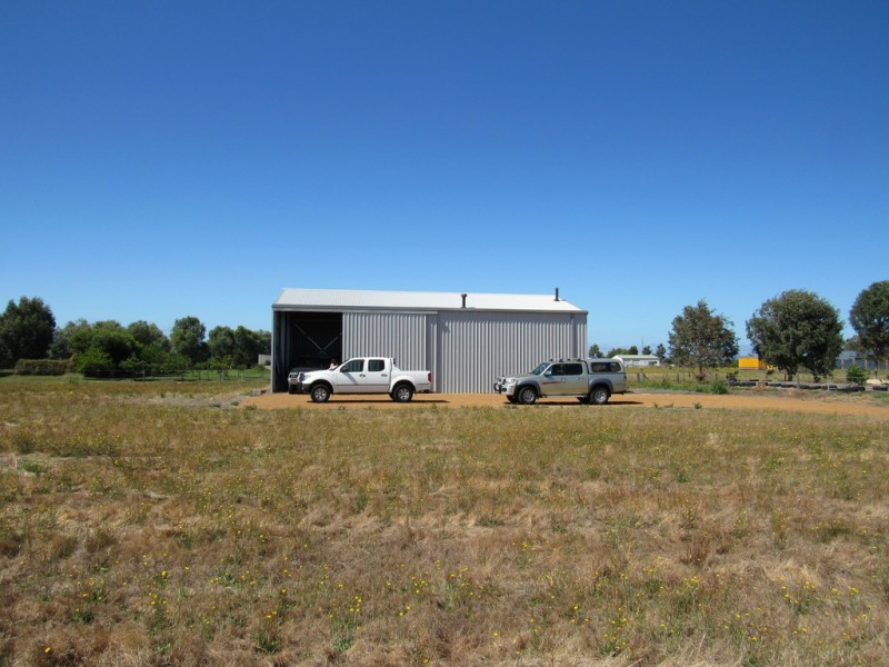 72 Everwood Glade, Ambergate WA 6280