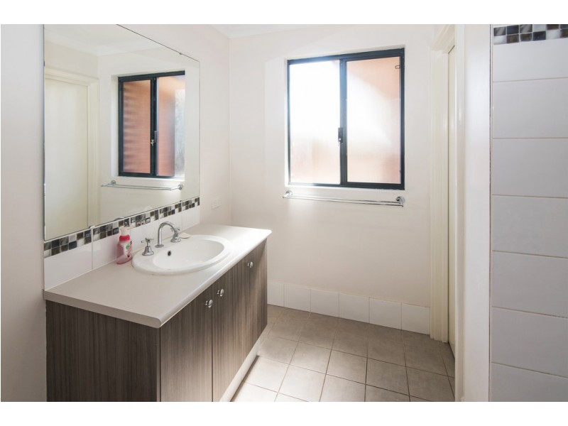 19 Stockyard Lane, Geographe WA 6280