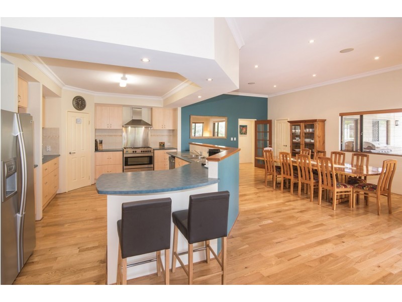 9 Pebble Drive, Geographe WA 6280