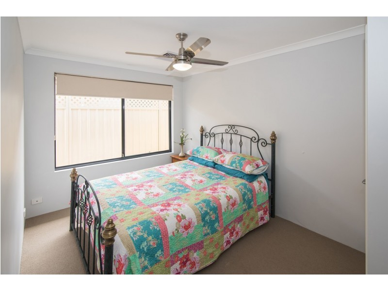 13 Kooljak Road, Broadwater WA 6280
