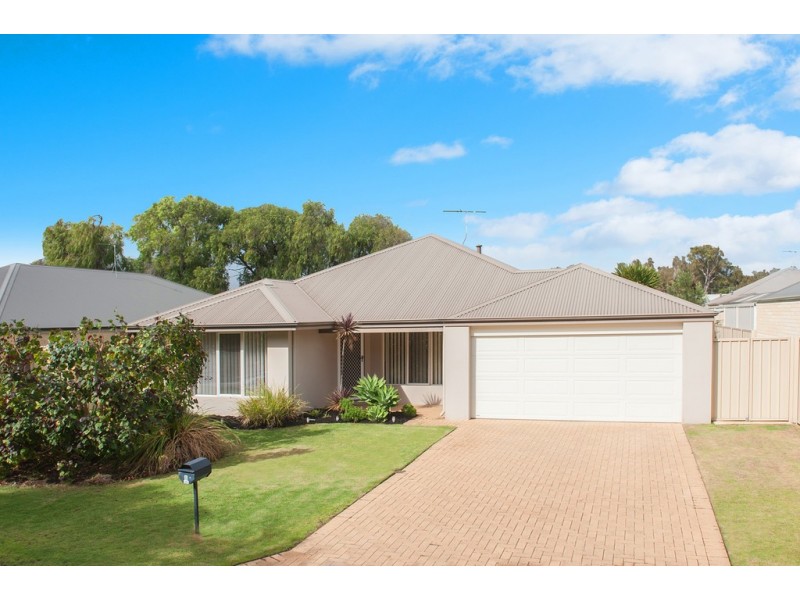 8 Lincoln Street, Abbey WA 6280