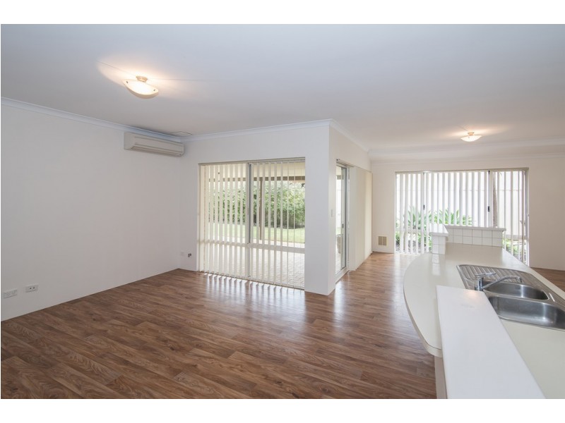 8 Lincoln Street, Abbey WA 6280