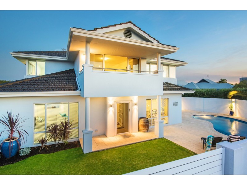 2 Casuarina Drive, Geographe WA 6280