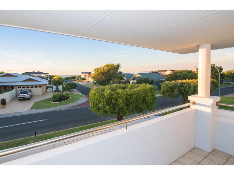 2 Casuarina Drive, Geographe WA 6280