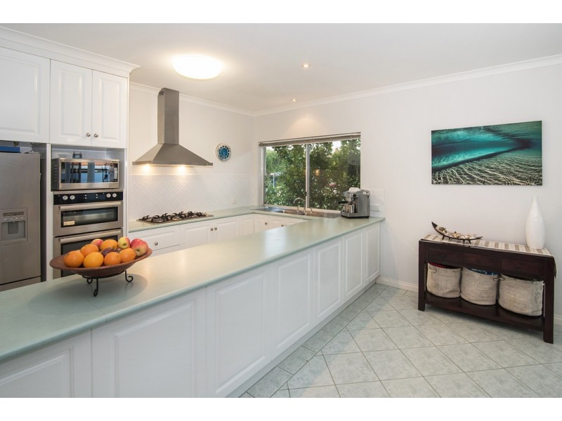 2 Casuarina Drive, Geographe WA 6280