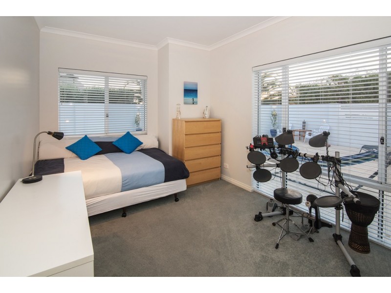 2 Casuarina Drive, Geographe WA 6280