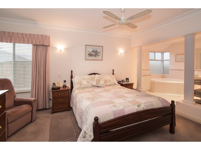 8 Twine Court, Geographe WA 6280