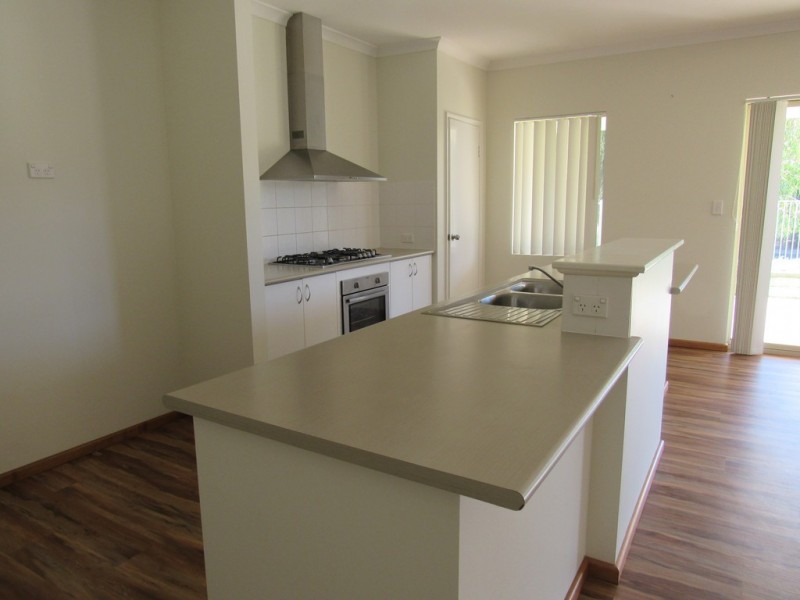 24 Clematis Way, Broadwater WA 6280