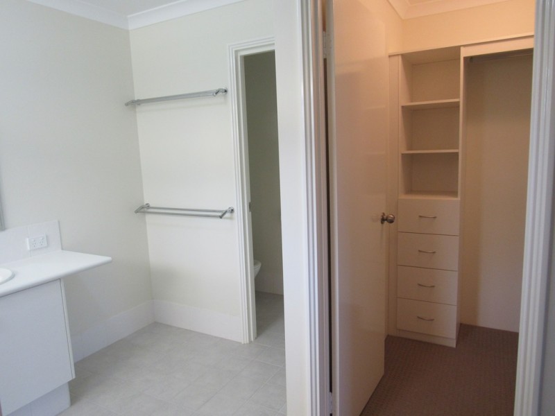 24 Clematis Way, Broadwater WA 6280