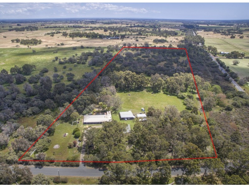 16 Tompsett Road, Tutunup WA 6280