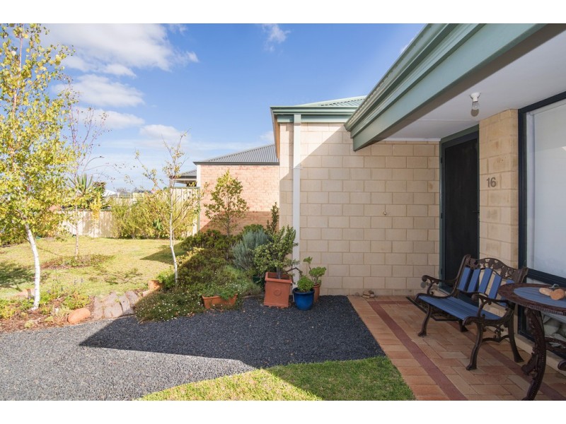 16 Alice Street, Yalyalup WA 6280