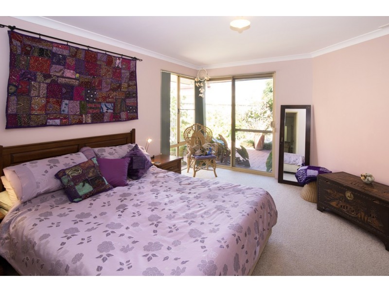 6 Heirisson Retreat, Geographe WA 6280