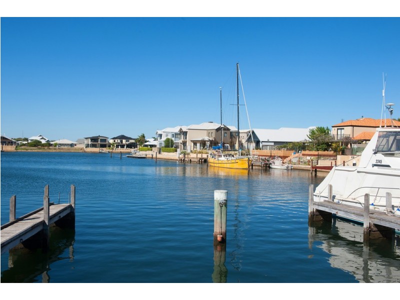 6 Heirisson Retreat, Geographe WA 6280