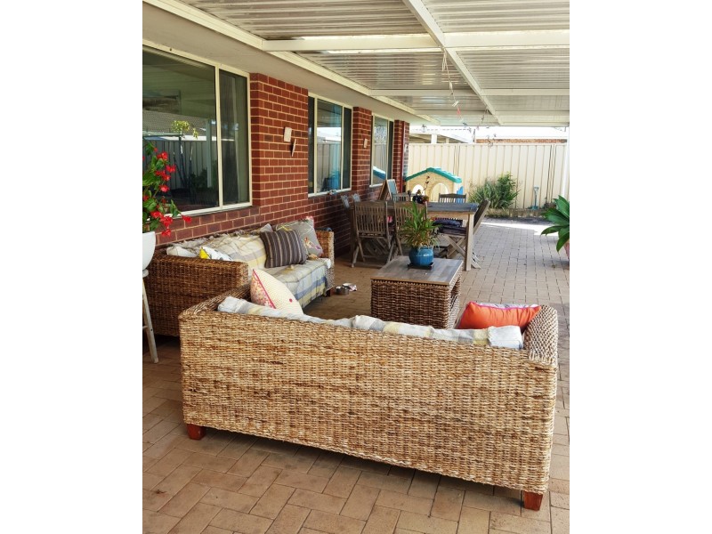 5 Dolphin Court, Busselton WA 6280