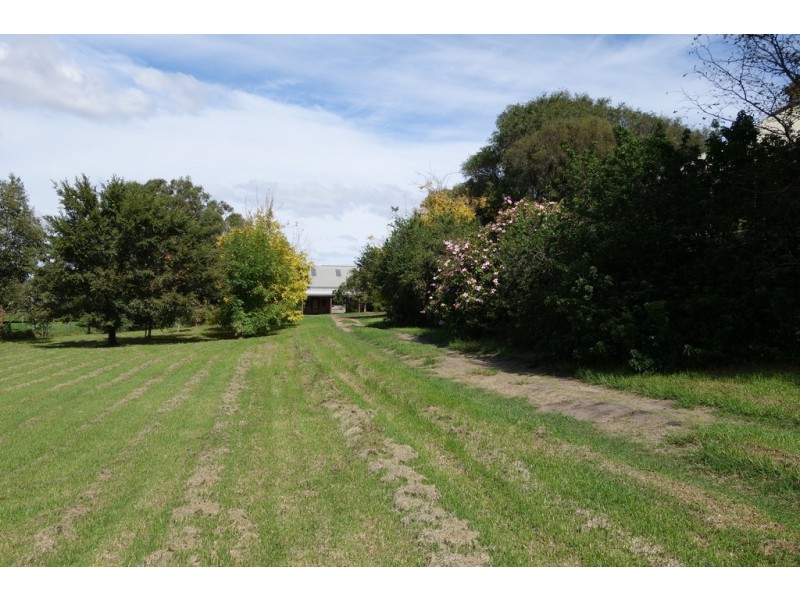 40 Breeze Road, Forrest Beach WA 6271