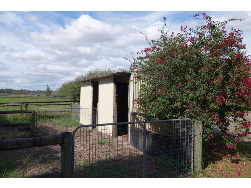 40 Breeze Road, Forrest Beach WA 6271